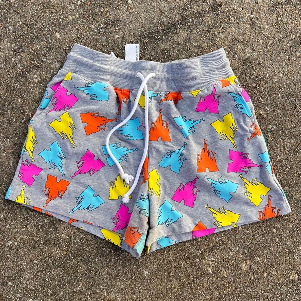 Walt Disney World Cinderella Castle Gray Drawstring Lounge Shorts With Pockets